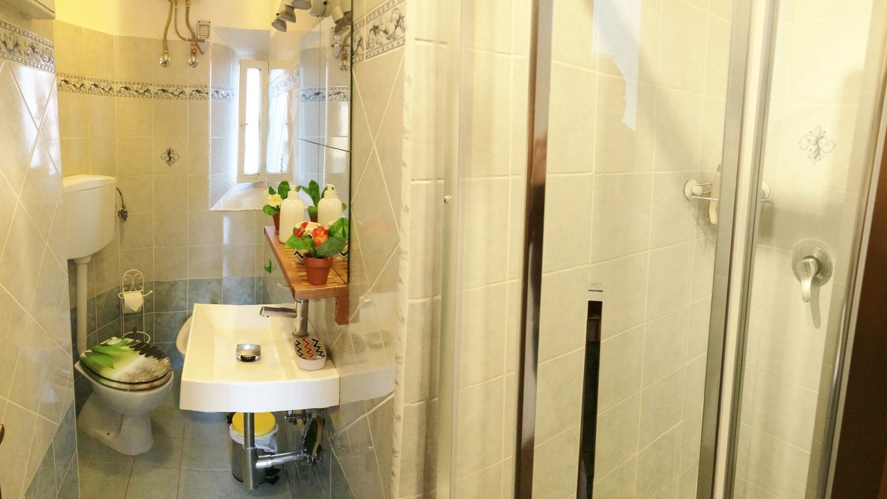 Photo of Bathroom in Monti