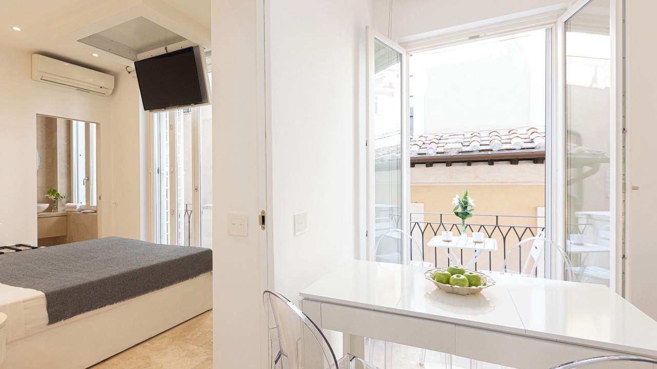 Photo of Bedroom in Rome City Centre