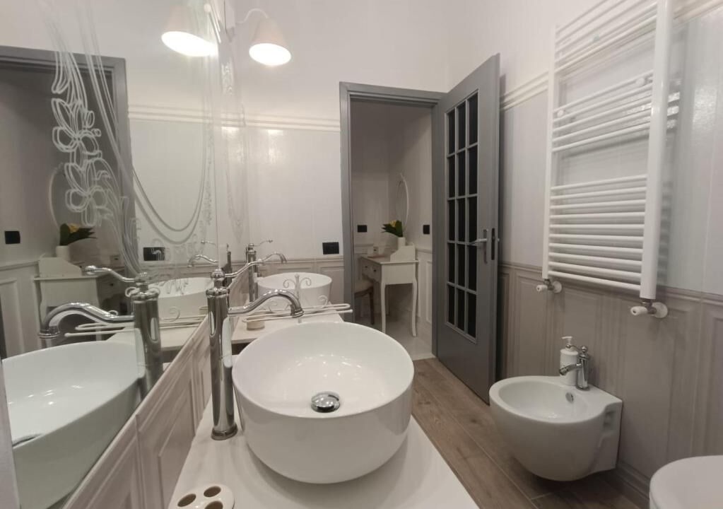 Photo of Bathroom in Baia