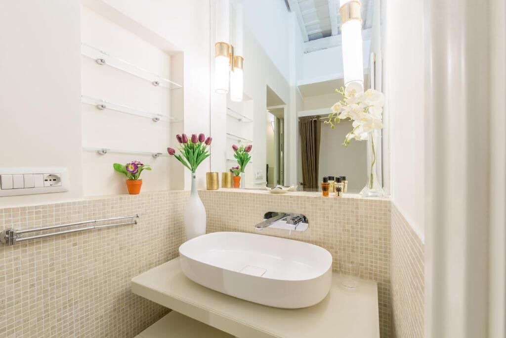 Photo of Bathroom in Rome City Centre