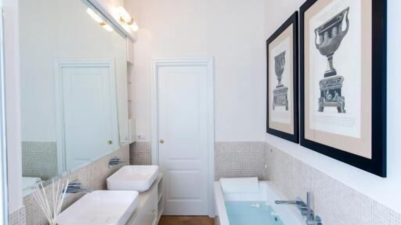 Photo of Bathroom in Rome City Centre
