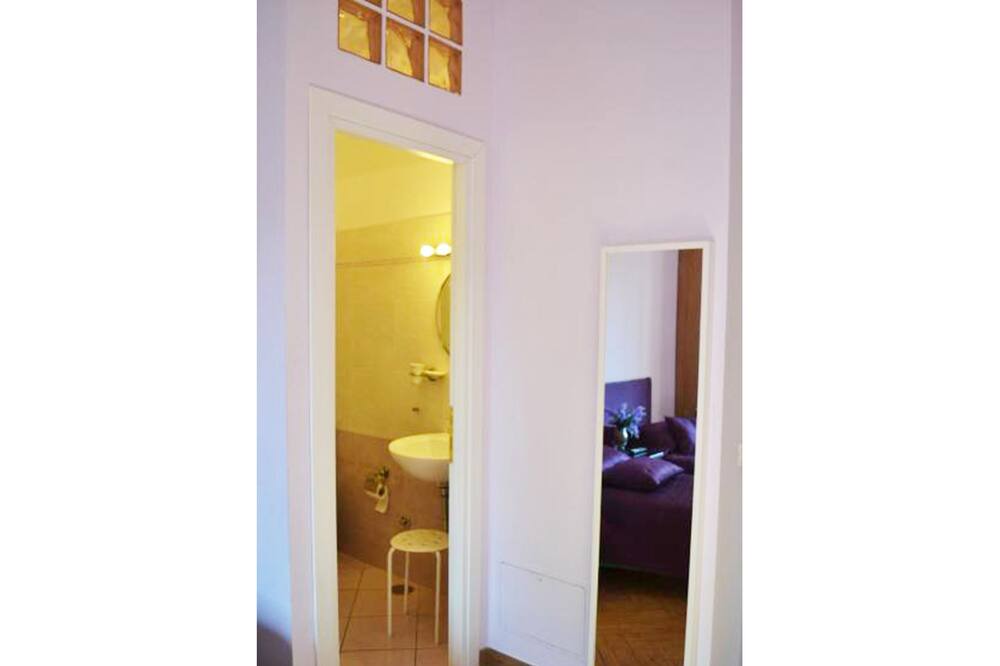 Photo of Bathroom in Quartiere XXIX Ponte Mammolo