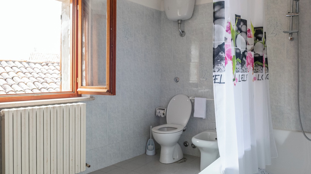 Photo of Bathroom in Mondolfo