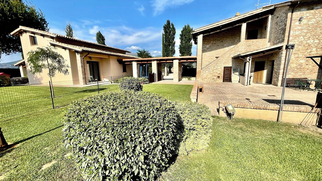 Photo of Outdoor in Limiti