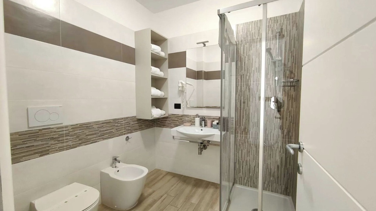 Photo of Bathroom in Naples