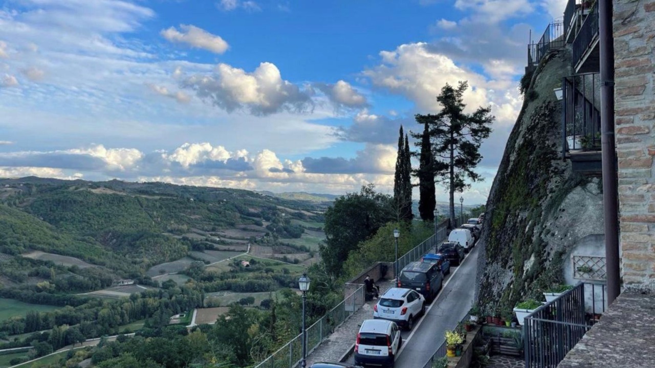 Photo of Others in Montone