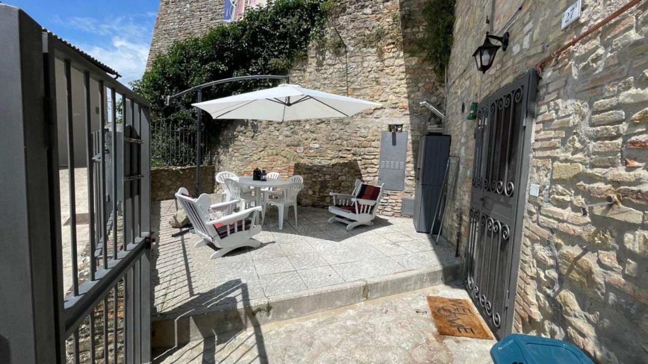 Photo of Patio Balcony in Montone