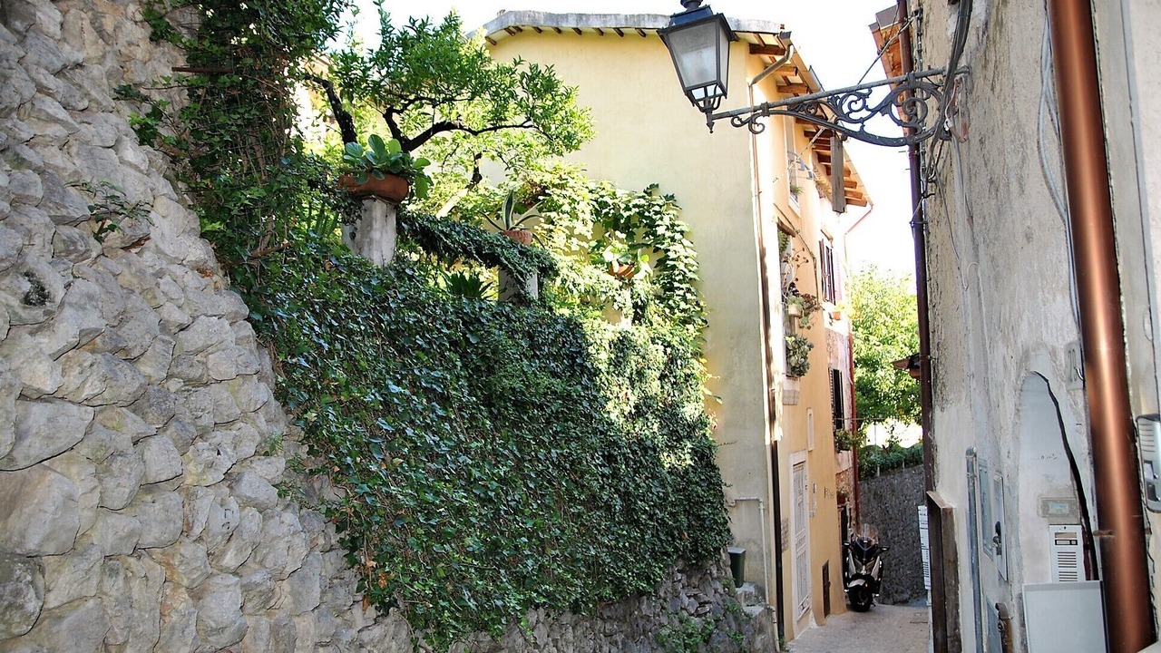 Photo of Outdoor in Maranola