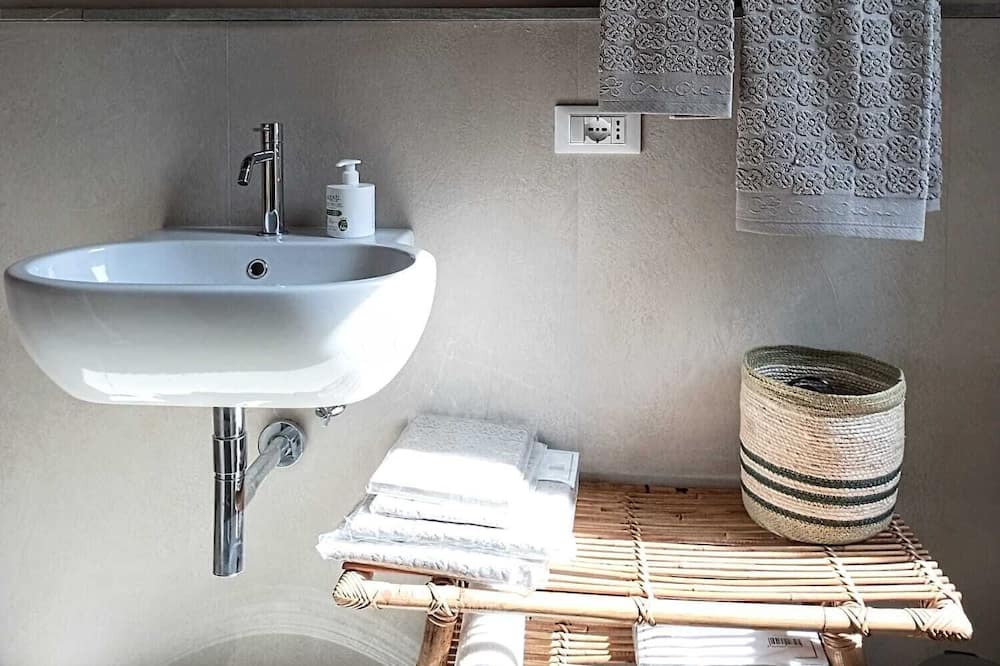 Photo of Bathroom in Marradi
