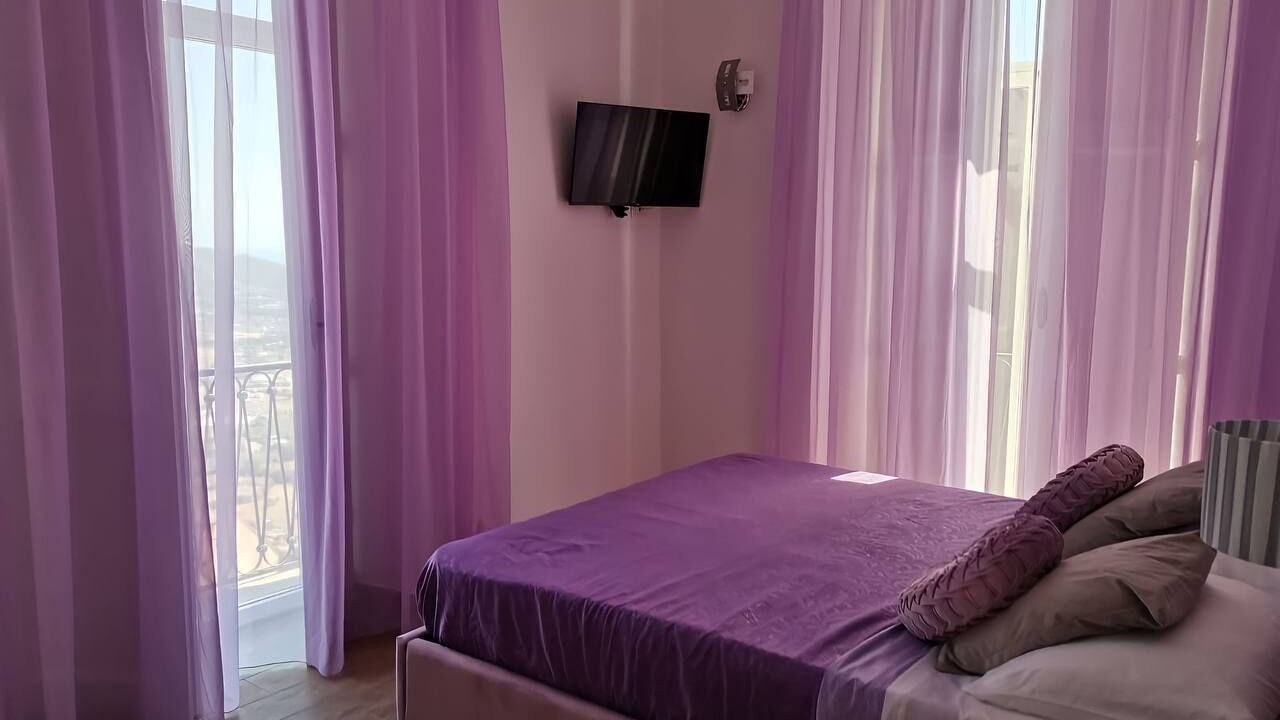 Photo of Bedroom in Castellabate Historic Centre