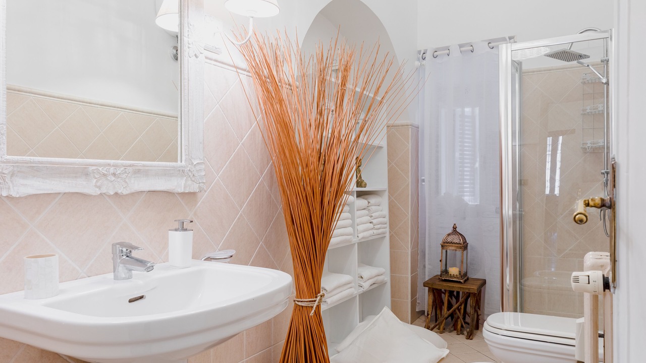 Photo of Bathroom in Rione VI Parione