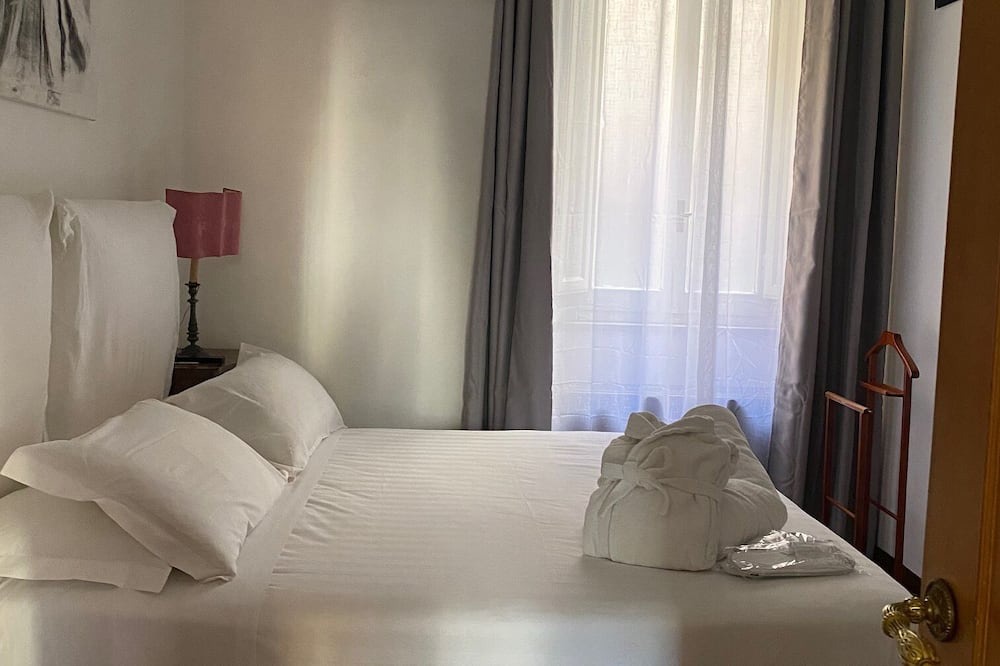 Photo of Bedroom in Rione IV Campo Marzio
