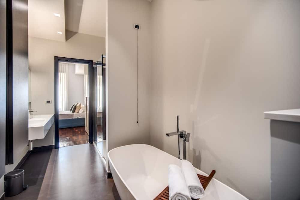 Photo of Bathroom in Rione IV Campo Marzio