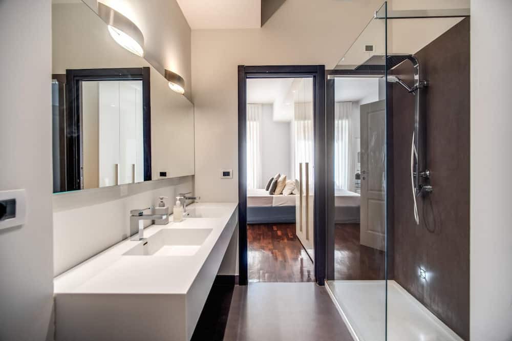 Photo of Bathroom in Rione IV Campo Marzio
