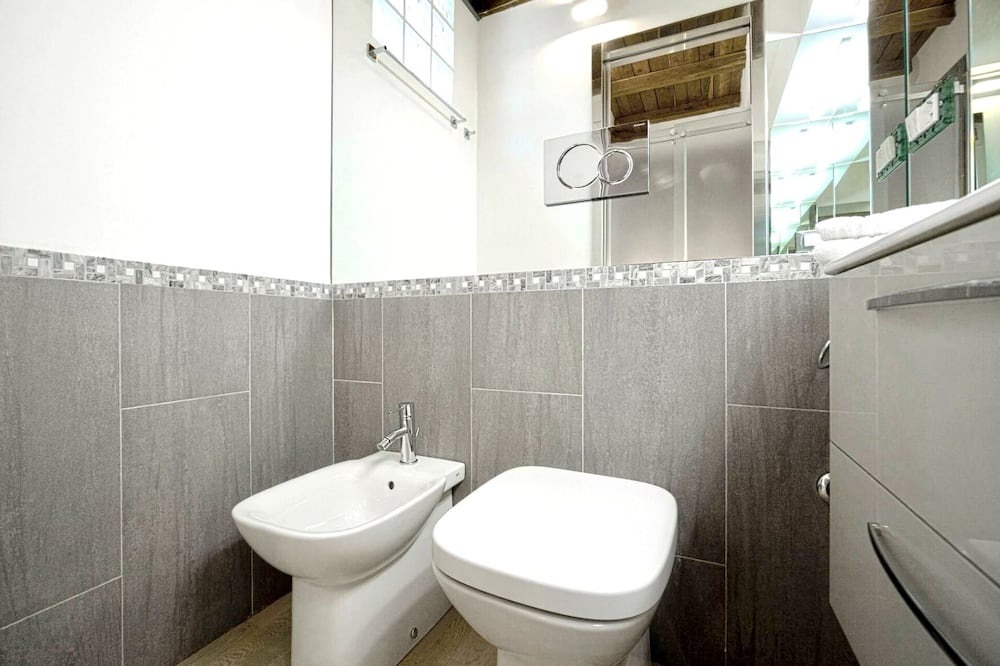 Photo of Bathroom in Rione II Trevi
