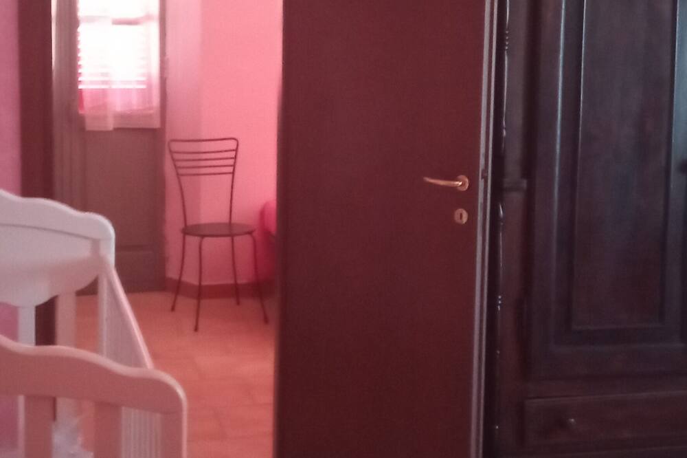 Photo of Bedroom in Vaglio Serra