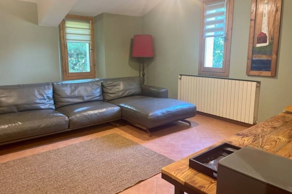 Photo of Livingroom in Oriolo dei Fichi