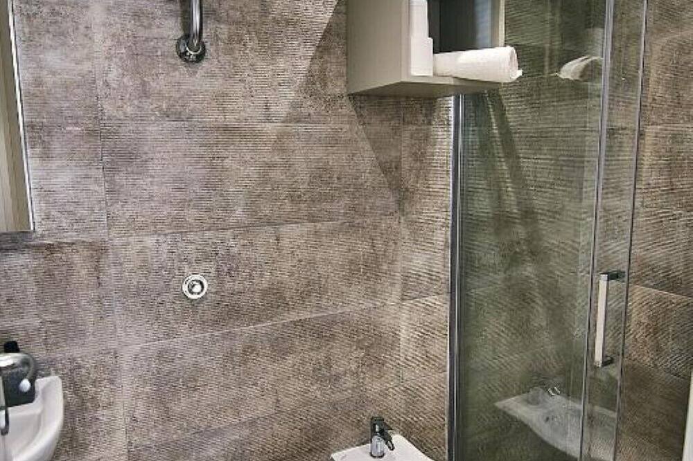 Photo of Bathroom in San Benedetto del Tronto