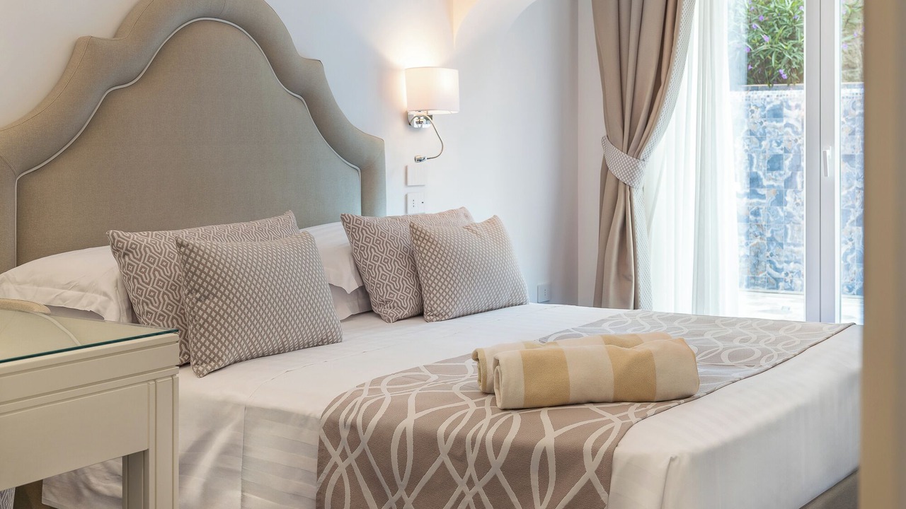 Photo of Bedroom in Forio