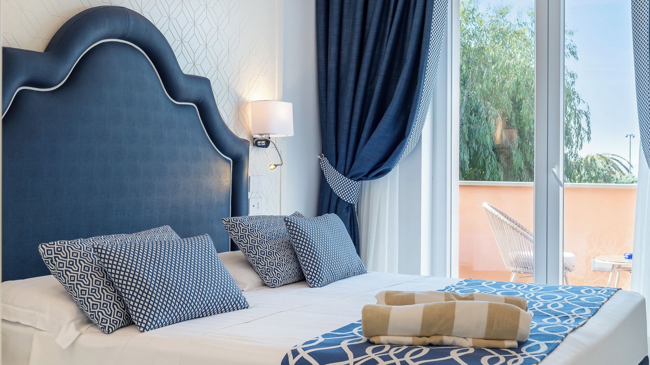 Photo of Bedroom in Forio