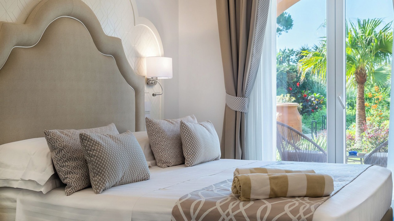 Photo of Bedroom in Forio