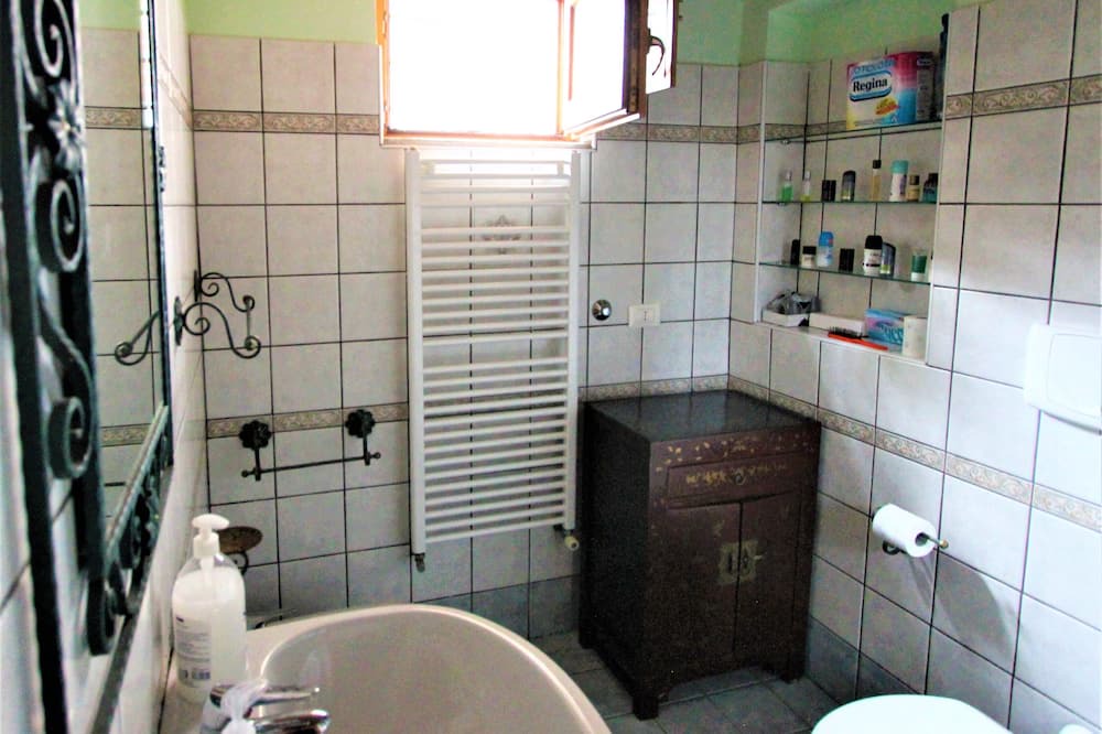 Photo of Bathroom in Montemarano