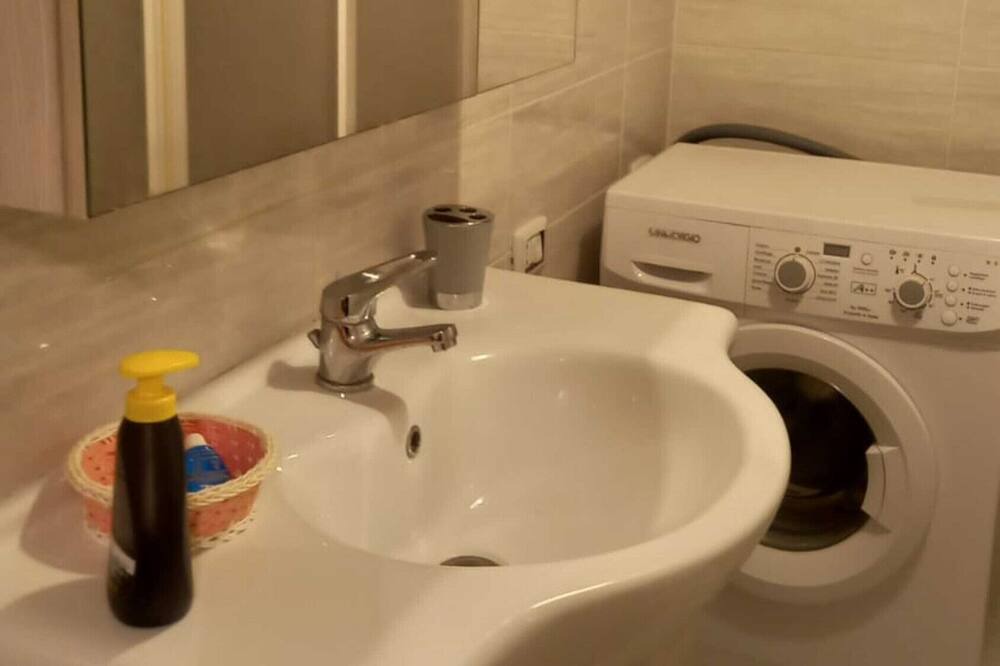 Photo of Bathroom in Montegiordano