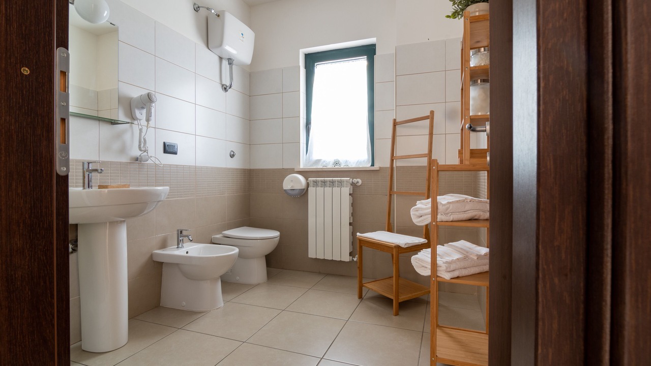 Photo of Bathroom in Poggio Picenze