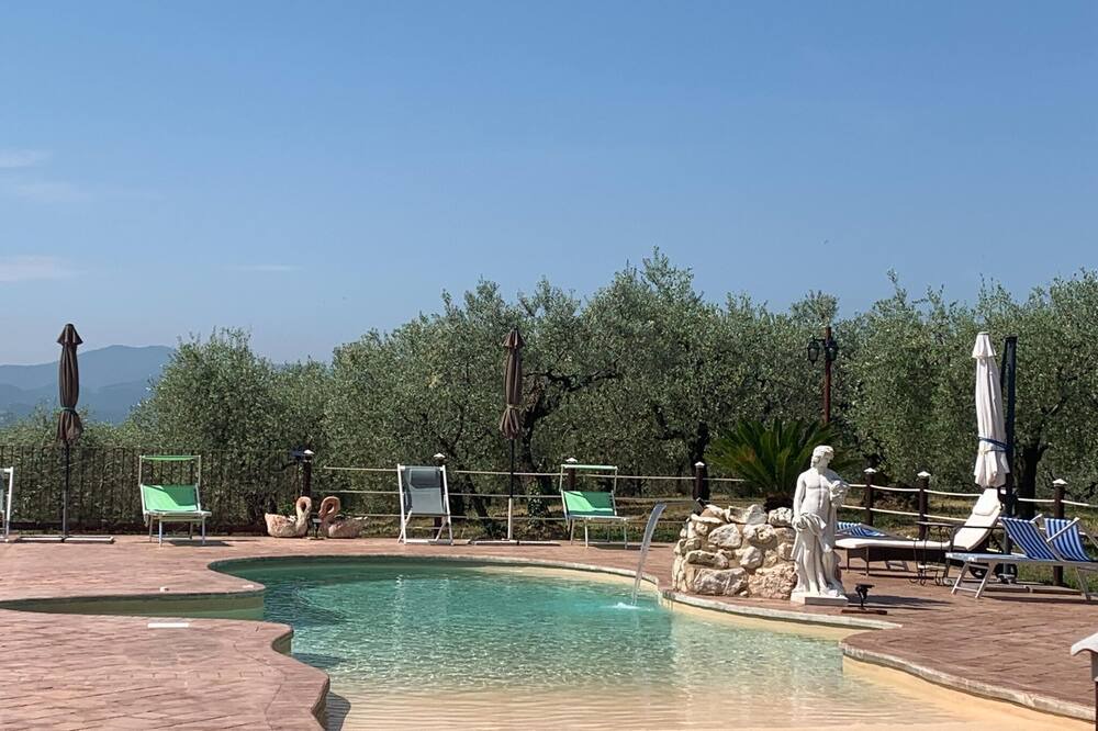 Photo of Outdoor in Uncinano