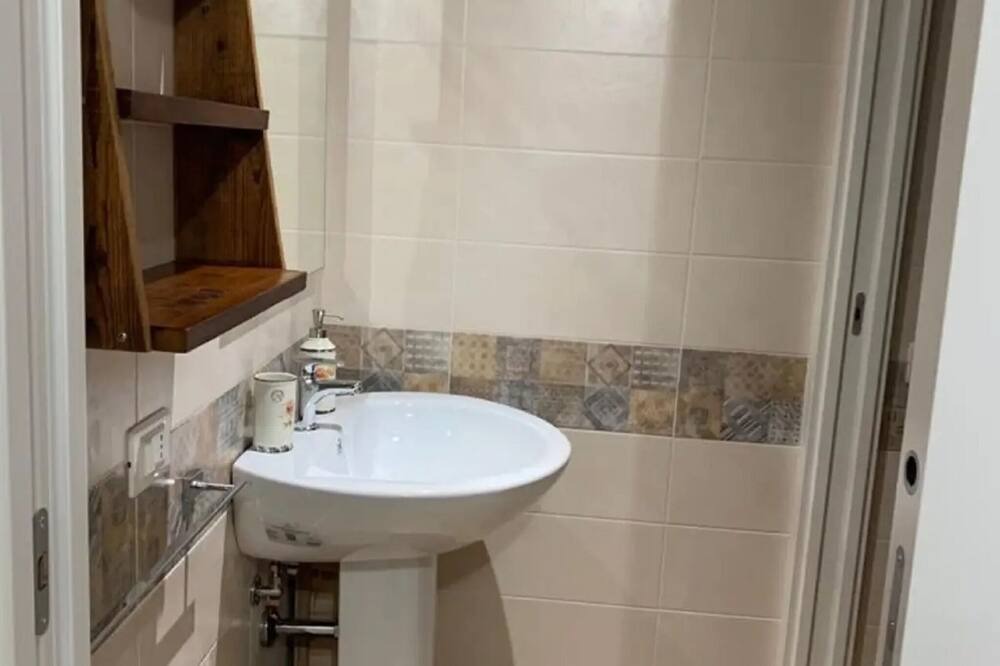 Photo of Bathroom in Uncinano