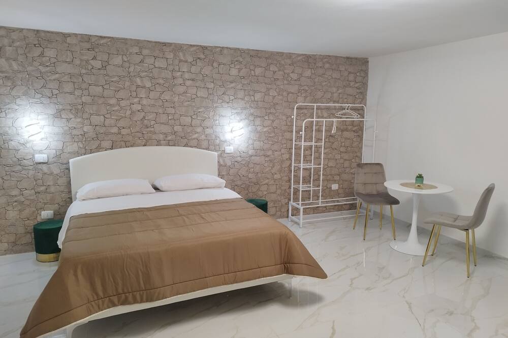 Photo of Bedroom in Naples