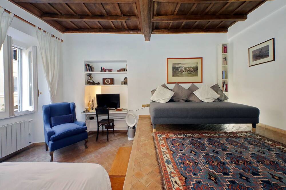 Photo of Bedroom in Monti