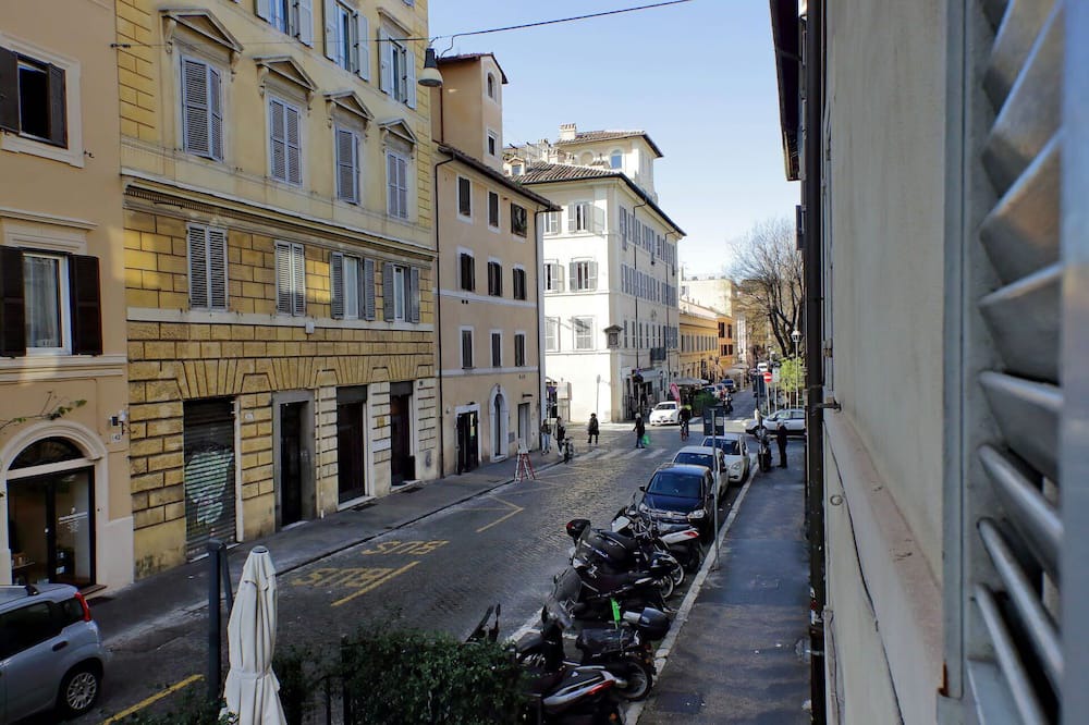 Photo of Others in Monti