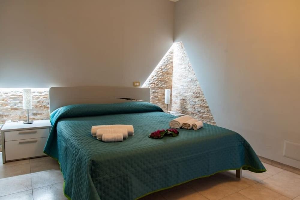 Photo of Bedroom in Castelmezzano