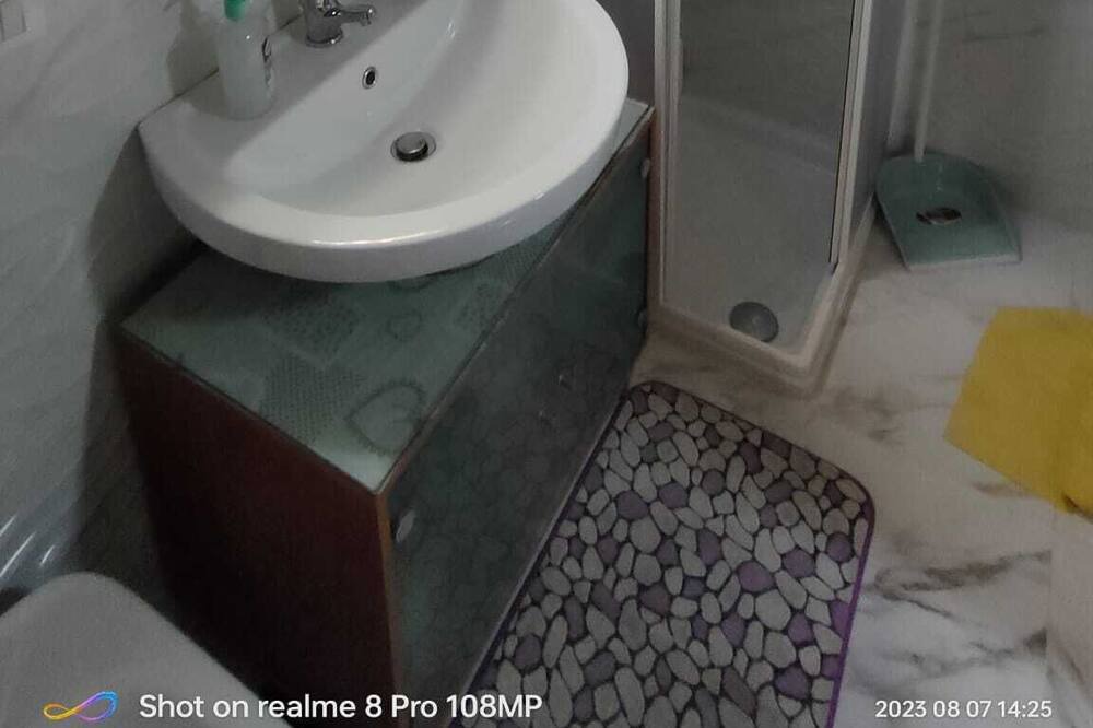Photo of Bathroom in Fuorigrotta