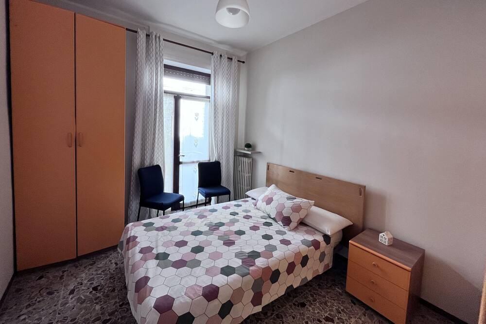 Photo of Bedroom in Casale Monferrato