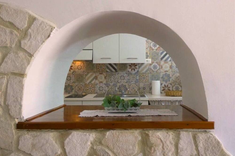 Photo of Kitchen in Amelia