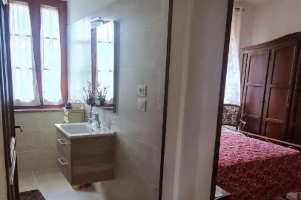 Photo of Bathroom in Panicale