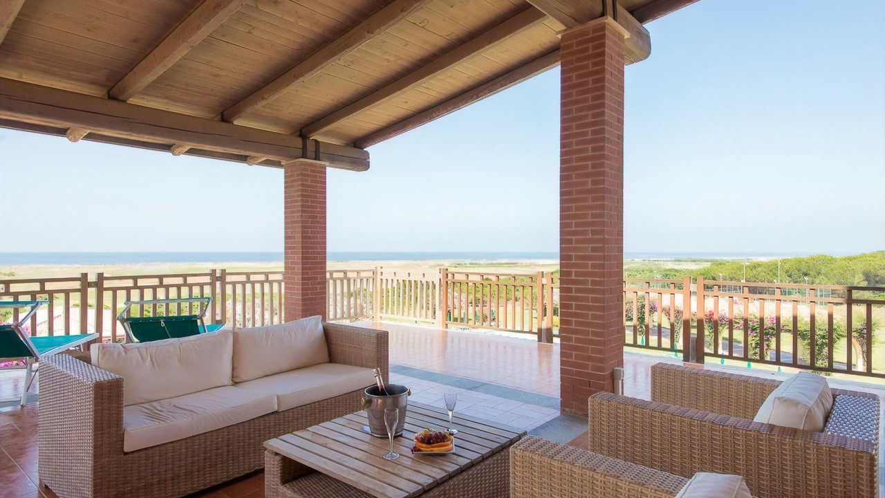 Photo of Patio Balcony in Pinetamare