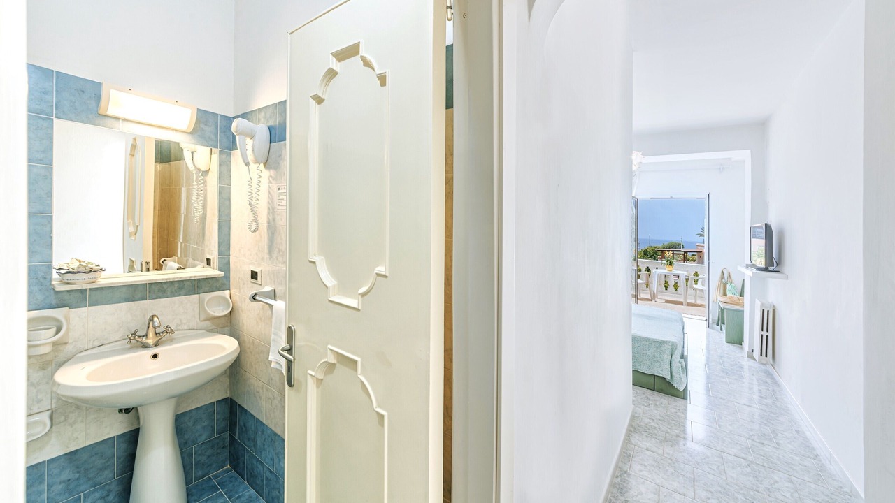 Photo of Bathroom in Succhivo