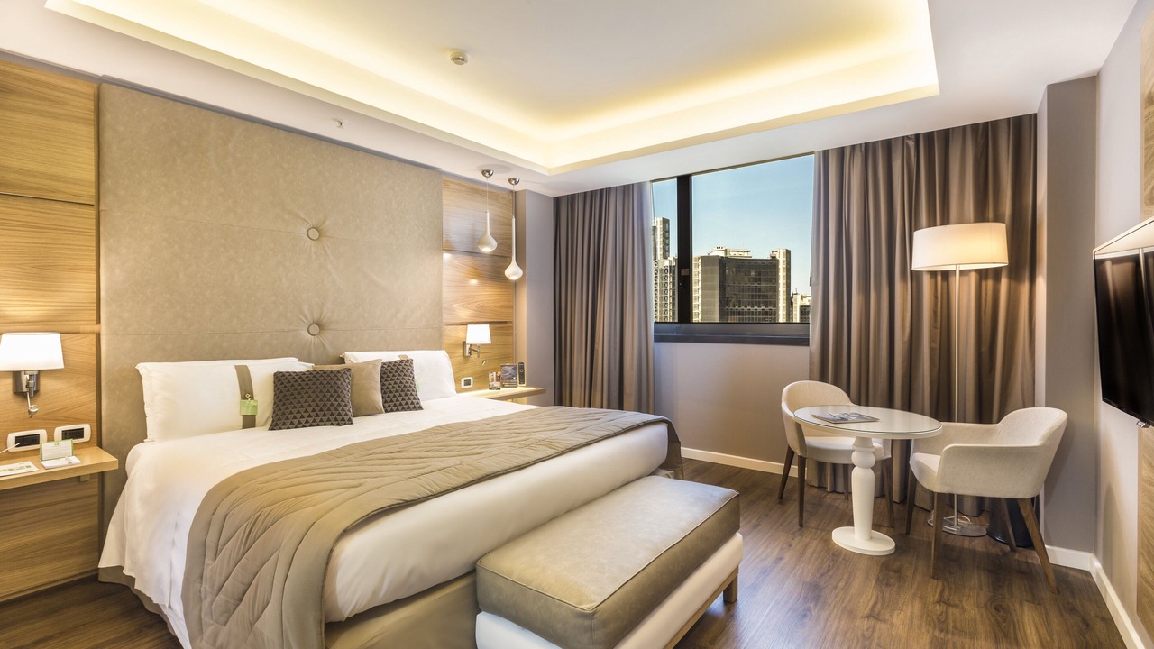 Photo of Bedroom in Naples