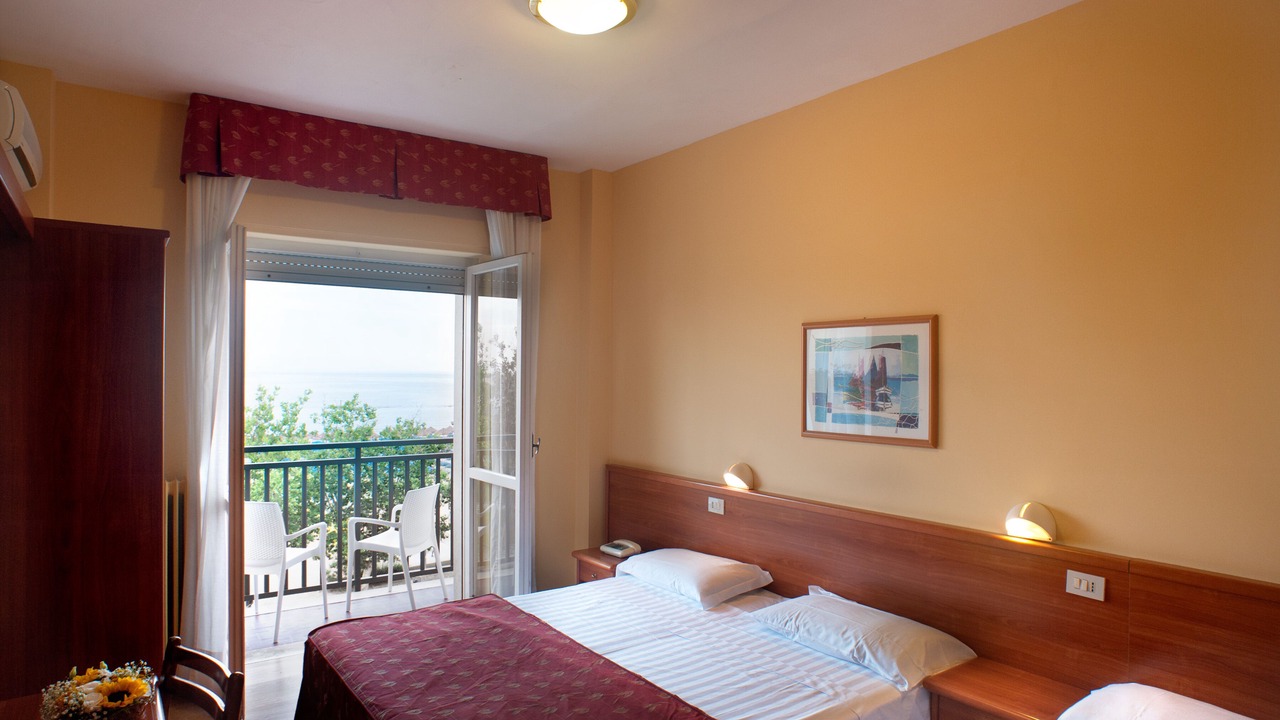Photo of Bedroom in Pineta