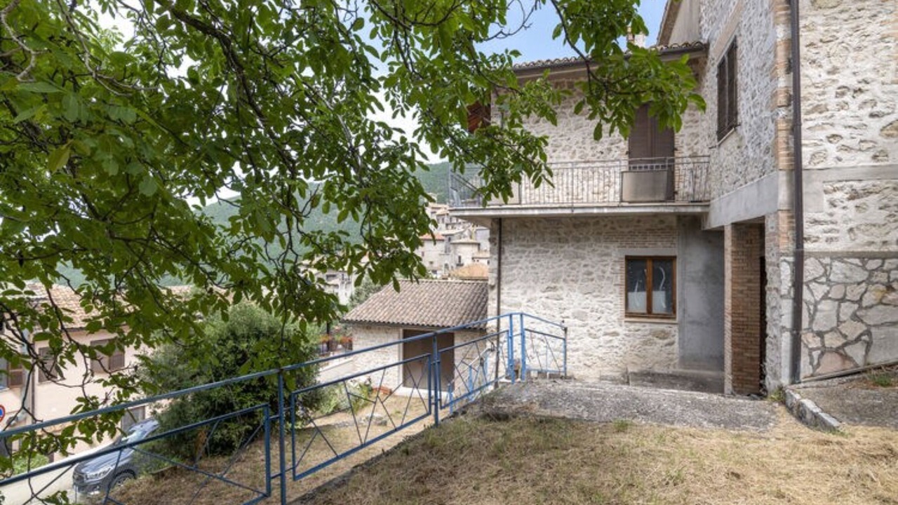 Photo of Outdoor in Polino