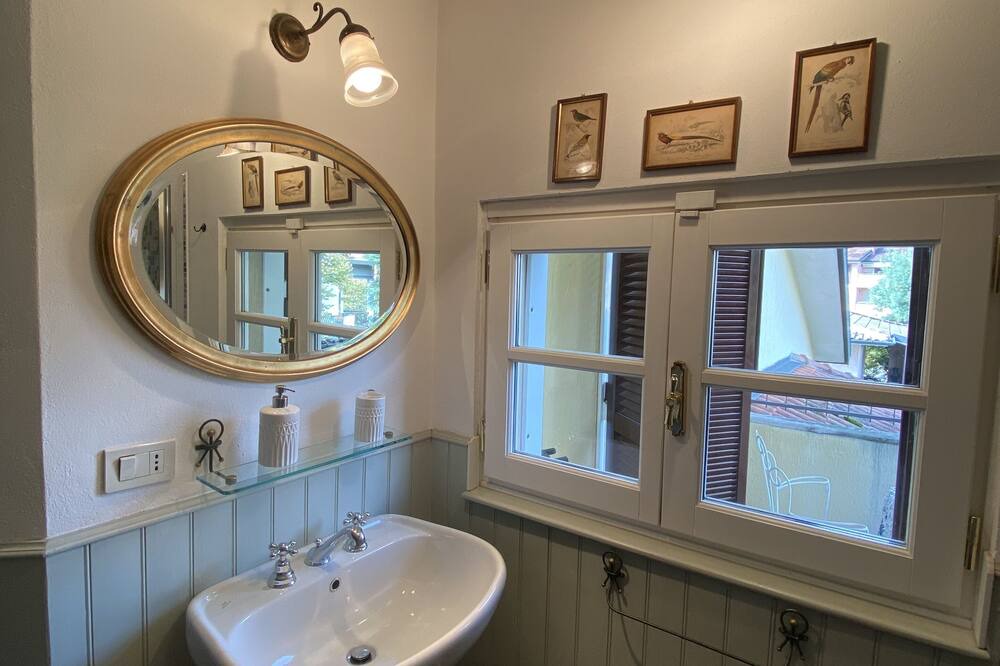 Photo of Bathroom in Trezzano sul Naviglio