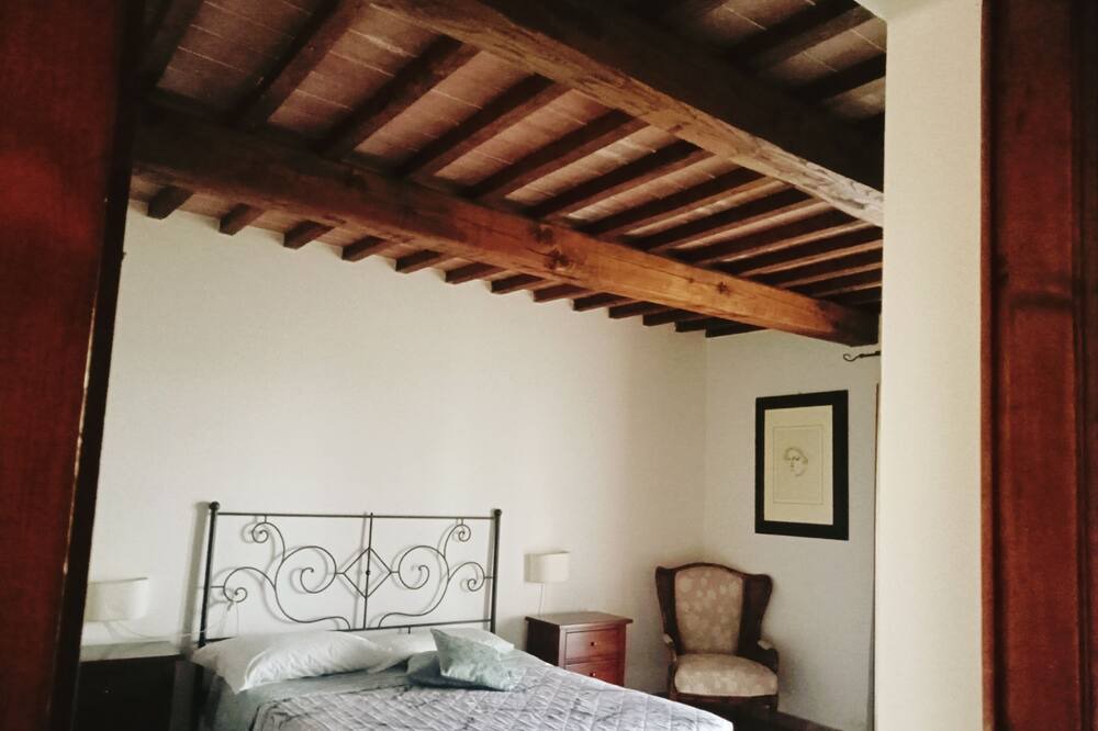 Photo of Bedroom in Pitigliano