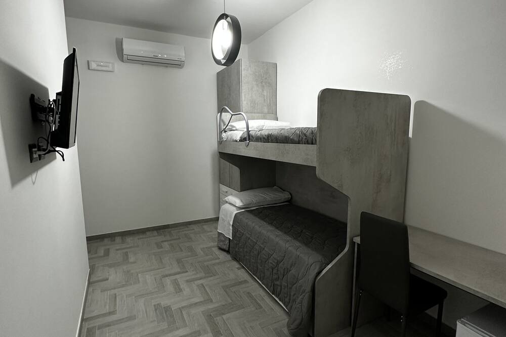 Photo of Bedroom in Acerra