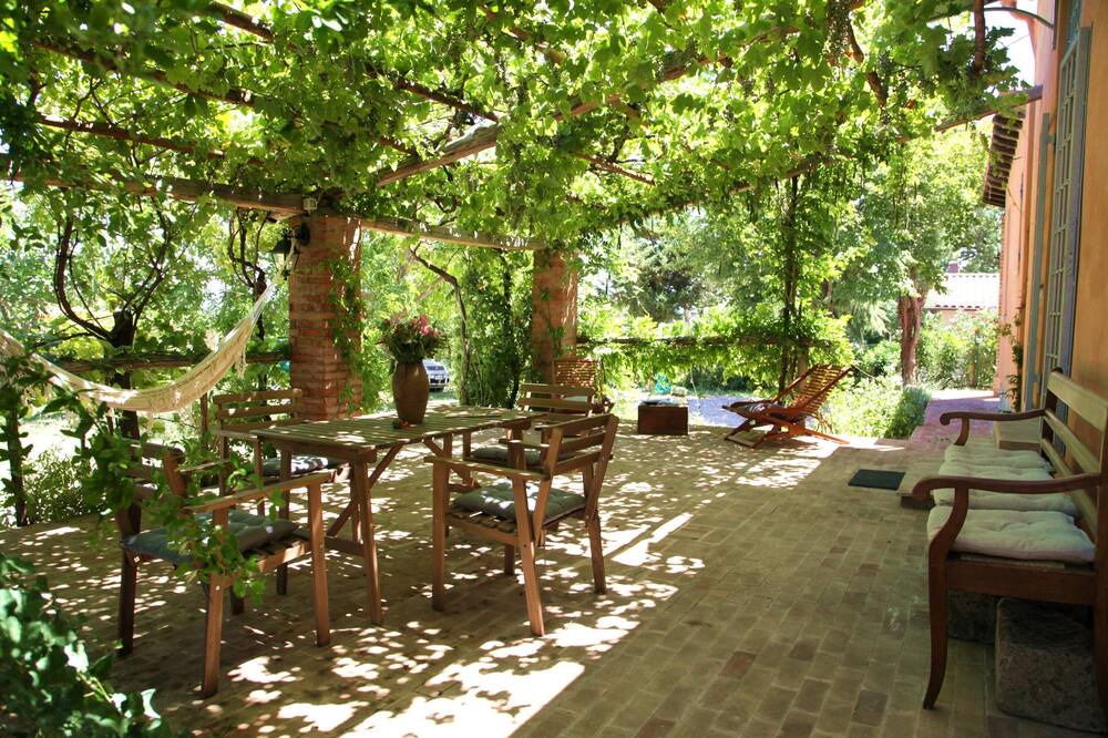 Photo of Outdoor in Amelia