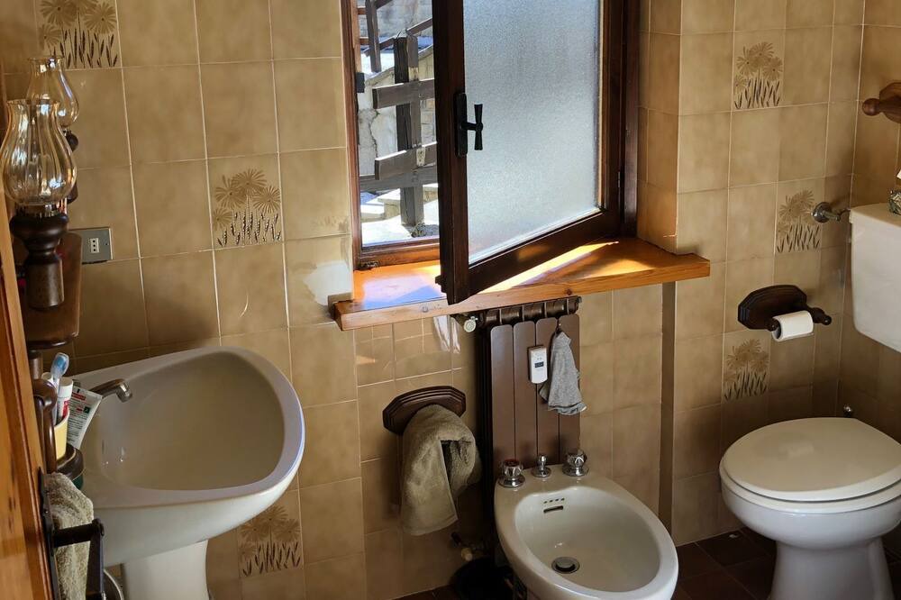 Photo of Bathroom in Champoluc