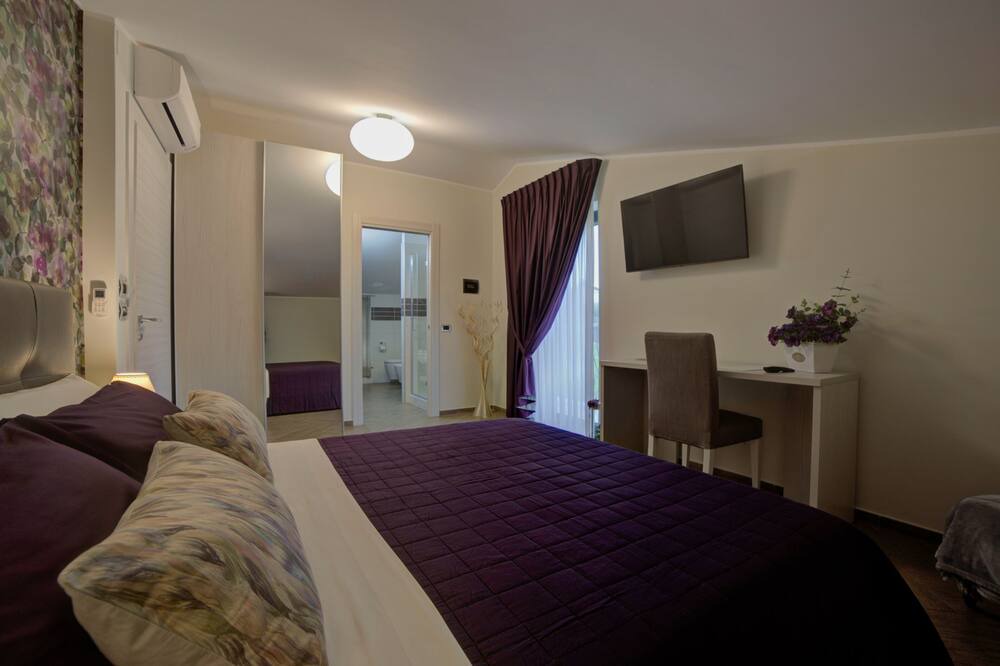 Photo of Bedroom in Monteodorisio