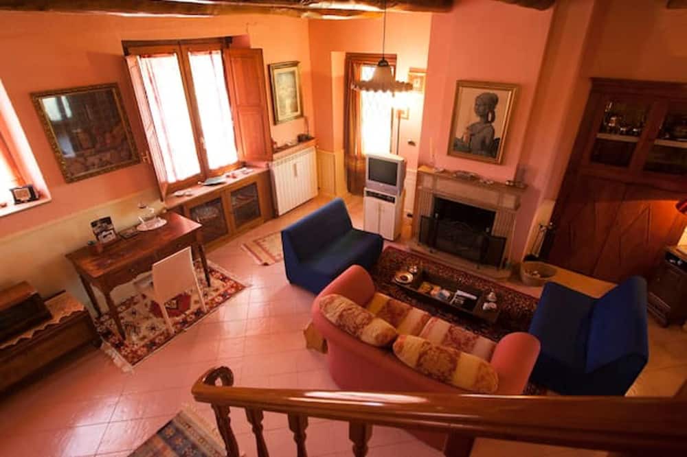 Photo of Livingroom in Decollatura